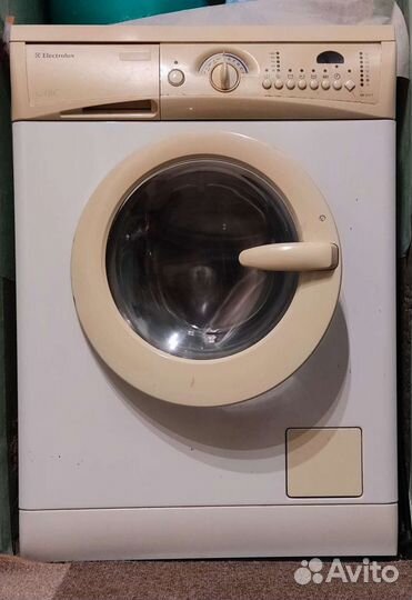 Стиральная машина Electrolux EW 1077 F