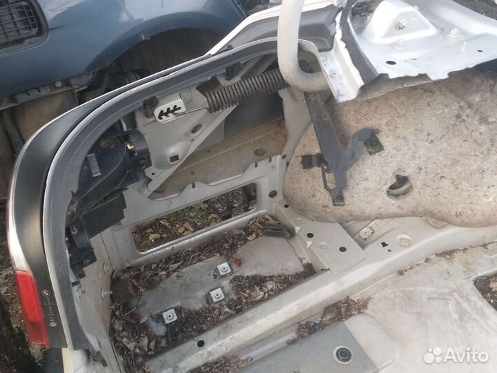 Заднее левое крыло бмв е60