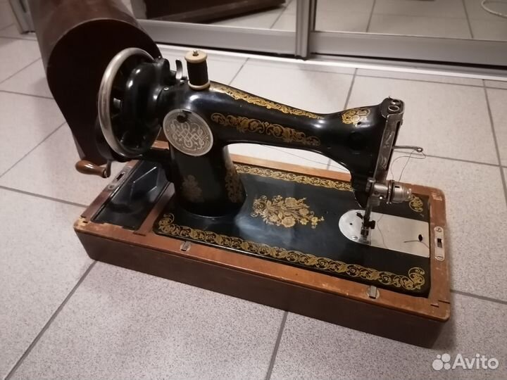 Швейная машинка подольская ручная