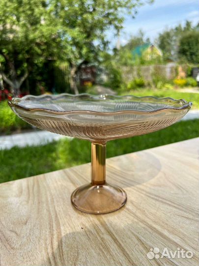 Ваза для фруктов на ножке цветное стекло СССР