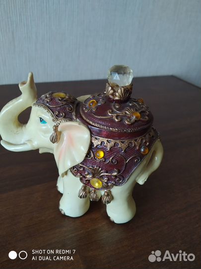 Шкатулки для украшений