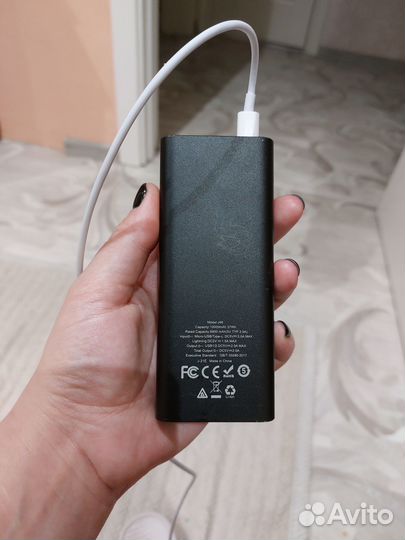 Продам повербанк с быстрой зарядкой hoco