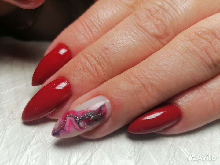 Маникюр с покрытием гель-лаком