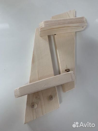 Полка настенная деревянная