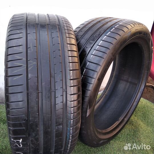 Pirelli P Zero 275/40 R21 107Y