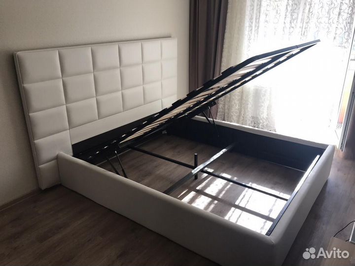 Сборщик мебели