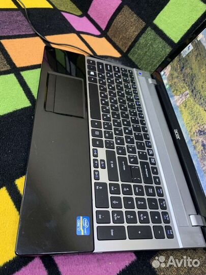 Ноутбук Acer V3-571G