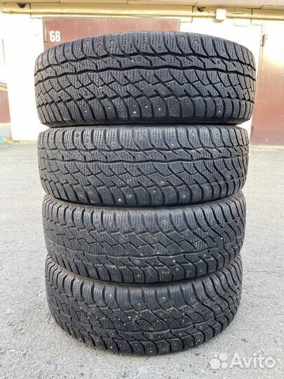 Viatti Bosco Nordico V-523 215/70 R16 100T