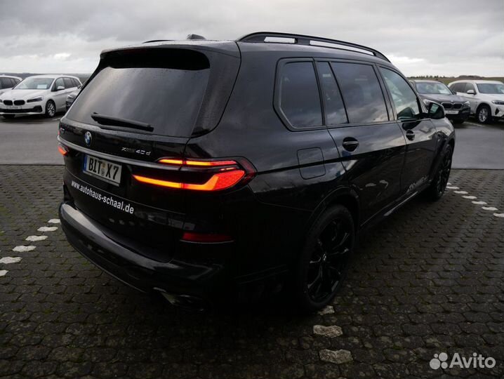 BMW X7 3.0 AT, 2024, 2 500 км