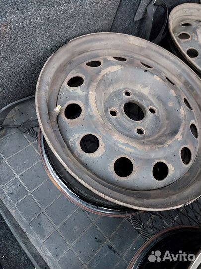 Диски на hyundai solaris R15