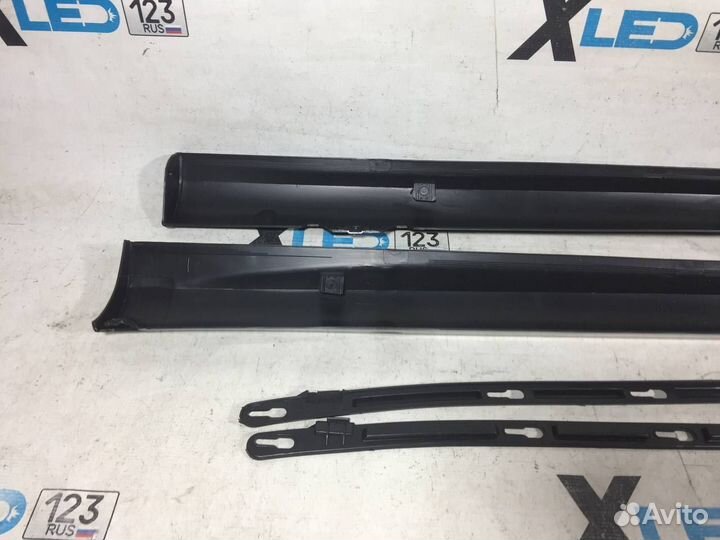 Комплект порогов Volkswagen Golf 6 R20