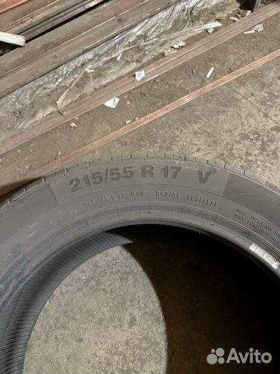 Continental ContiPremierContact 215/55 R17 99V