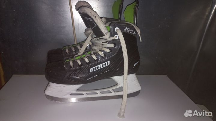 Хоккейные коньки bauer