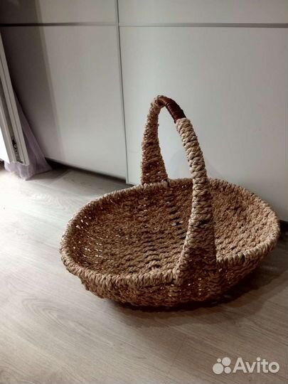 Корзина плетенная
