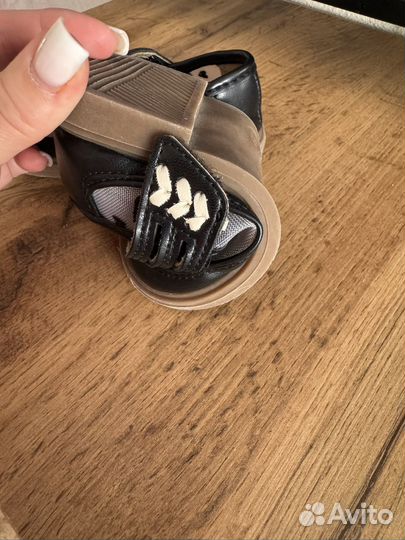 Туфли для девочки 23 размер