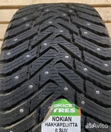 Nokian Tyres Hakkapeliitta 8 225/55 R17 101T
