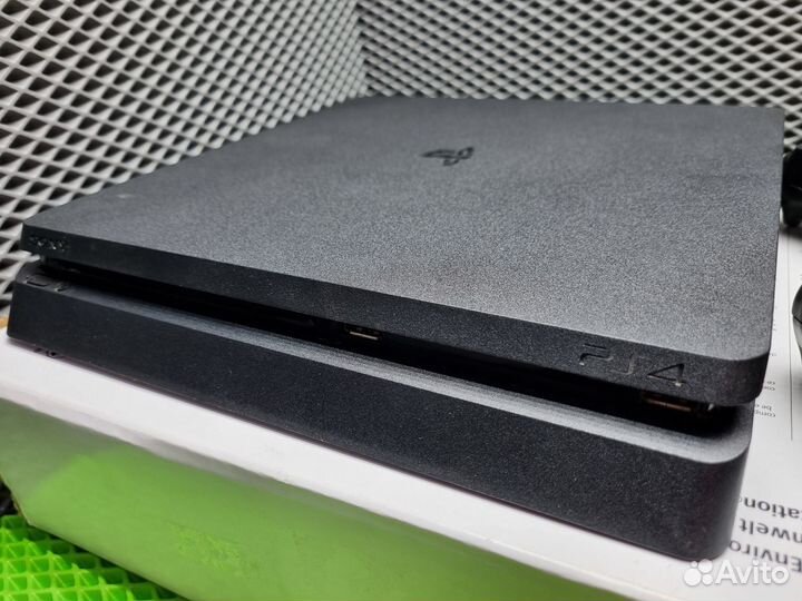 Sony PlayStation 4 Slim 1 tb