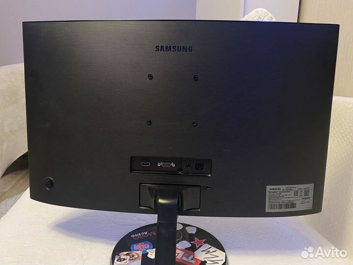 Монитор samsung изогнутый