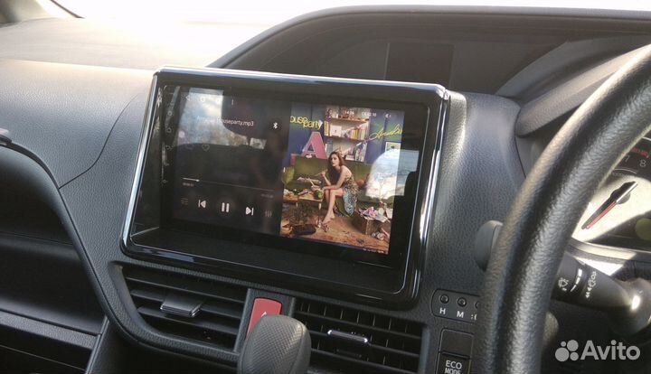 Магнитола Teyes CC3 Toyota Noah / Voxy R80