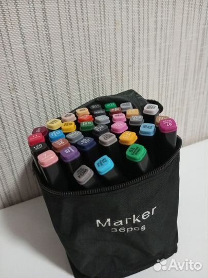 Маркеры для скетчинга в черном цвете 36штук