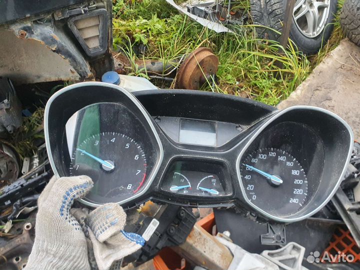 Щиток приборов Ford Focus 3