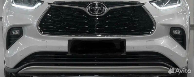 Передний бампер XU70 Toyota Highlander
