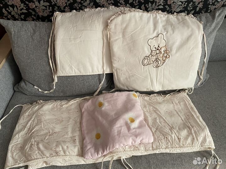 Бортики в детскую кроватку