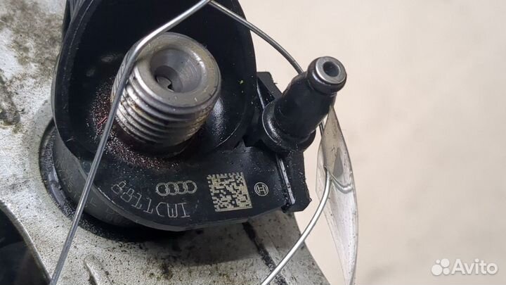 Форсунка топливная Audi A4 (B7)
