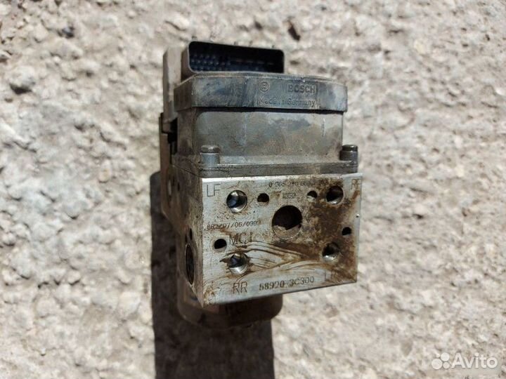 Блок ABS Hyundai Sonata 5 G4GC