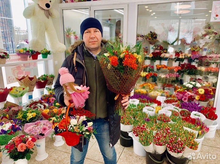 Букет из 51 розы, Розы опт, Тюльпаны,Фейверки опт