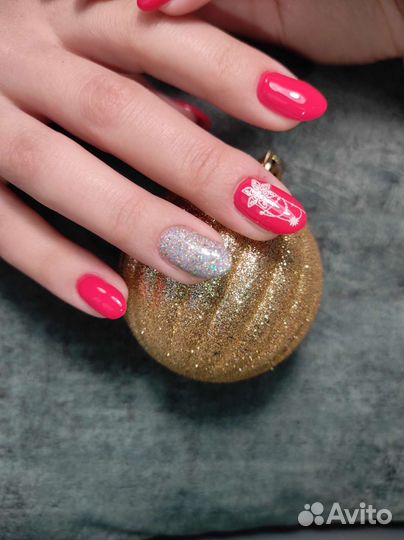 Маникюр и педикюр