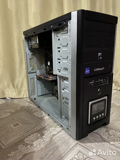 Корпус пк с дисплеем