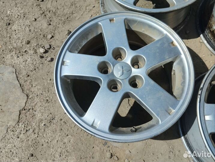 Mitsubishi r16 6.5j et38 оригинальные литые диски