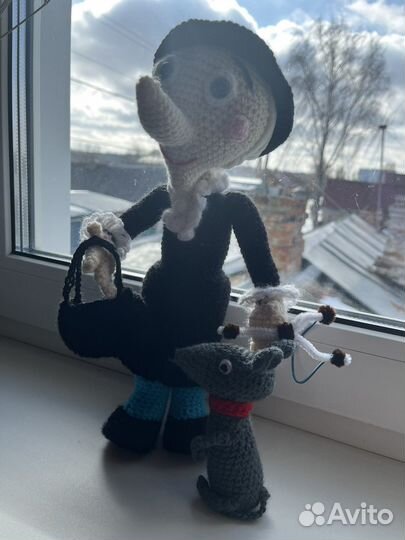 Игрушка шапокляк