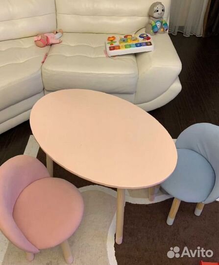 Детский стол и стул