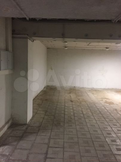Машиноместо, 25 м²
