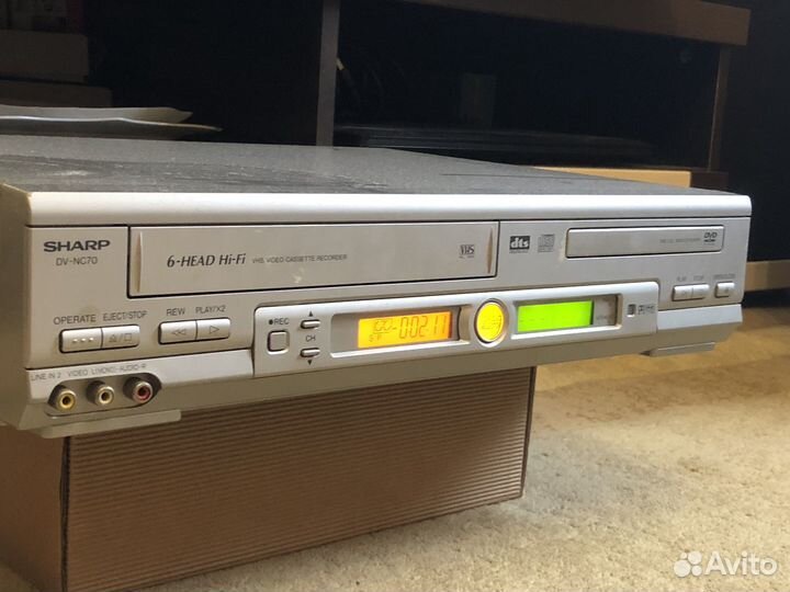 Видеомагнитофон Dvd плеер Sharp Dv-nc70
