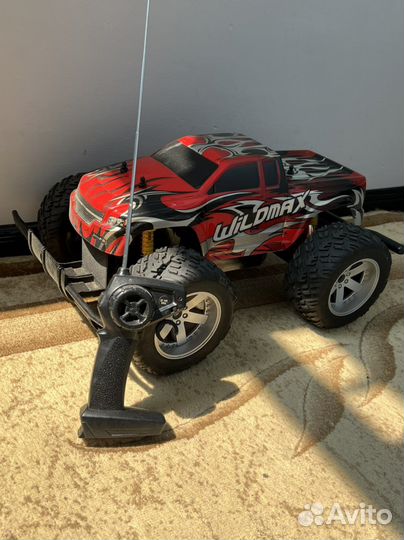 Машина на радиоуправлении
