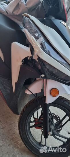 Скутер Vento Inferno 50(150)