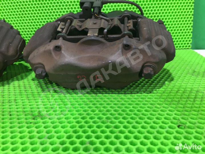 Суппорт тормозной передний левый Mercedes-Benz S