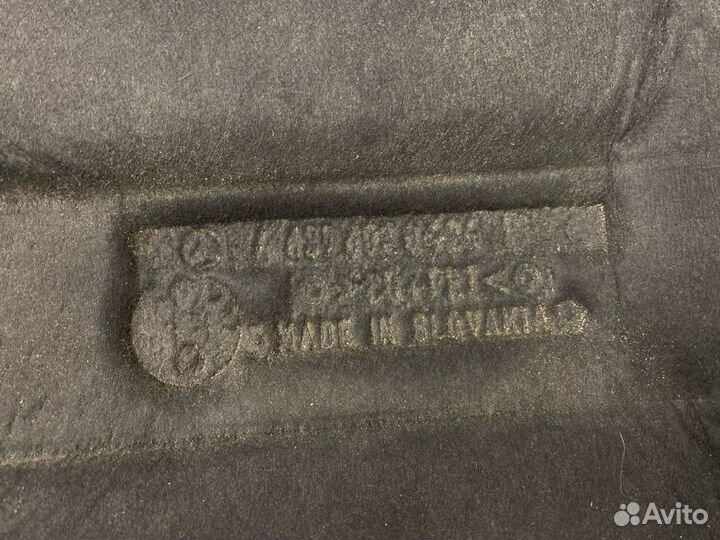 Шумоизоляция капота Mercedes-Benz V-Class W639