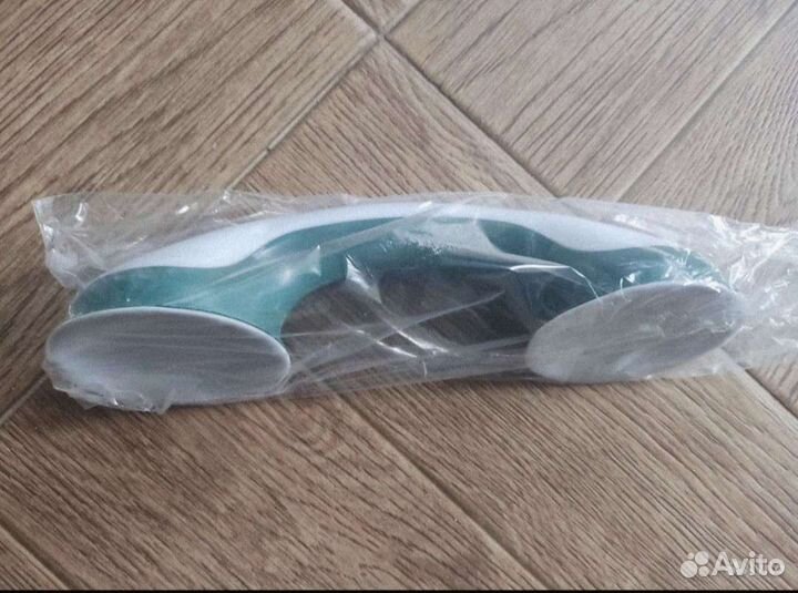 Поручень для ванной на присоске