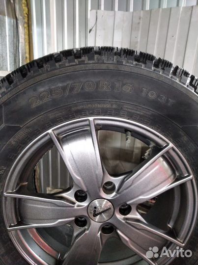 Nokian Tyres Nordman 5 225/70 R16