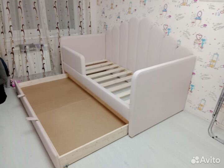 Детская кровать от 3 лет с бортиками