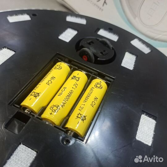 Робот пылесборник