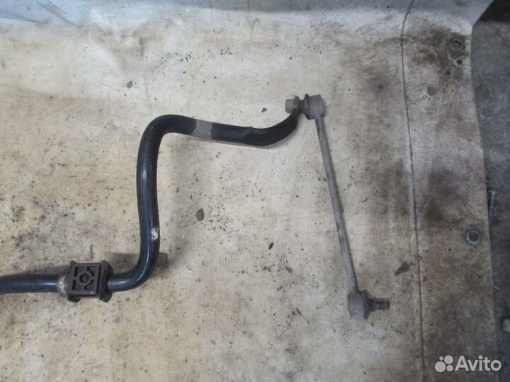 Стабилизатор передний Toyota Avensis II 2003-2008