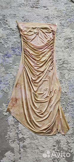 Обтягивающее платье