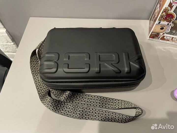 Перкуссионный массажер для тела Bork D701 gg