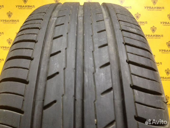 Yokohama Bluearth ES32 215/60 R16 92V