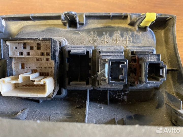 Панель приборов передний Toyota Corolla E-150